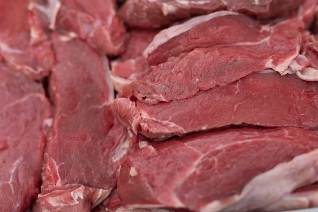 Steak roh