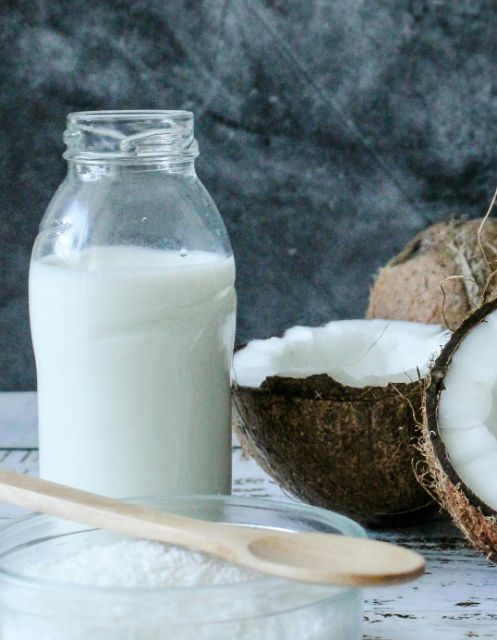 Milchalternative Kokoswasser